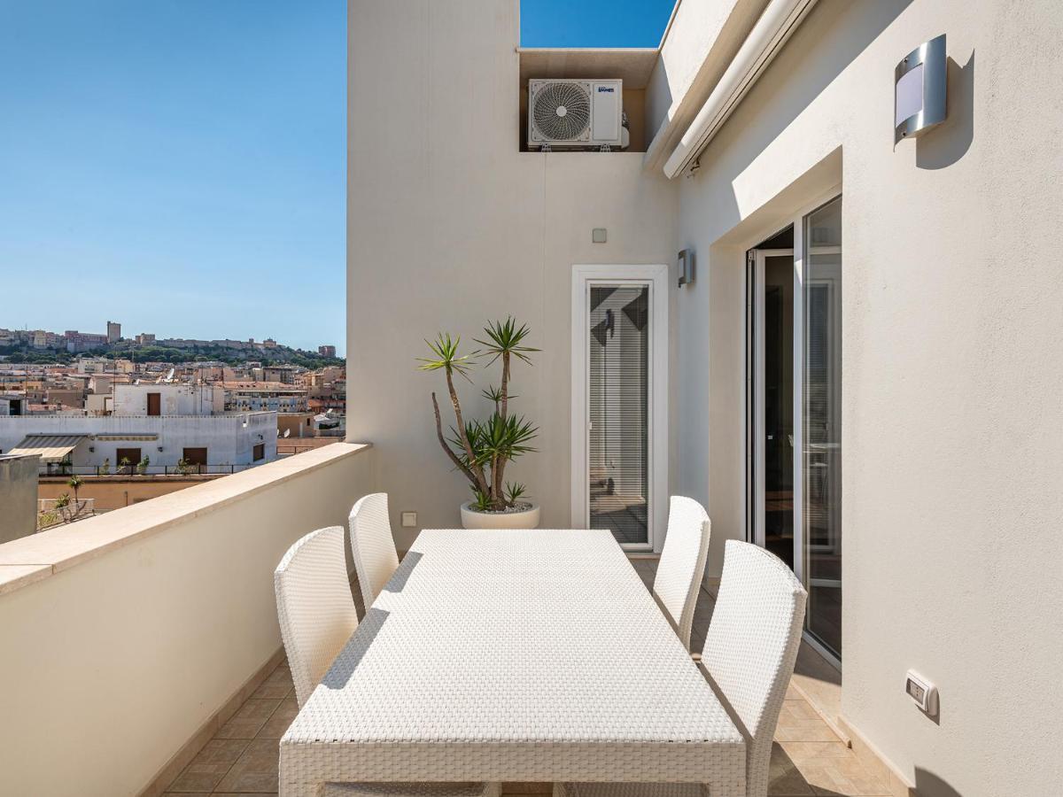 Apartmán Penthouse Center Cagliari Exteriér fotografie